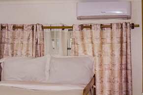 Mkomazi Hotels and Campsite