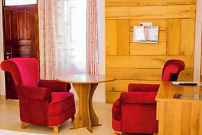 Mkomazi Hotels and Campsite