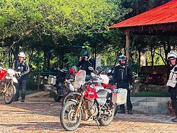Mkomazi Hotels and Campsite