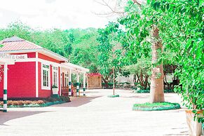 Mkomazi Hotels and Campsite