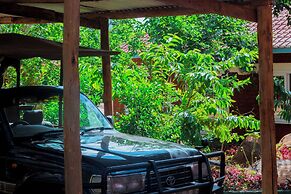Mkomazi Hotels and Campsite
