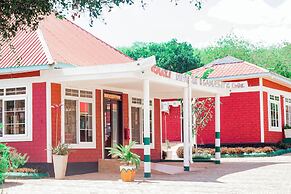 Mkomazi Hotels and Campsite