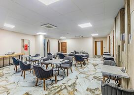 The Business Class Hotel