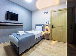 The Business Class Hotel