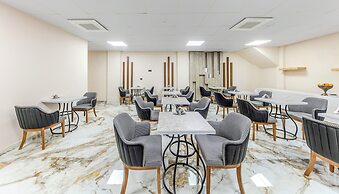 The Business Class Hotel