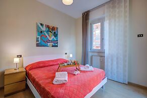 Alelu Classy And Chic Stresa Center