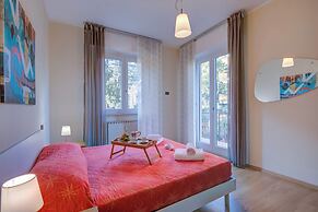 Alelu Classy And Chic Stresa Center