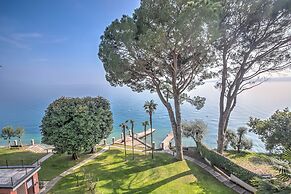 Franka House Terrace Private & Lake View