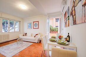 Franka House Terrace Private & Lake View