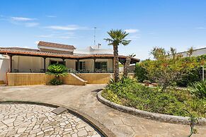 Villa Isidoro Sea View