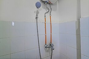 OYO 93456 Apartemen Gateway Cicadas By Inpro Ii