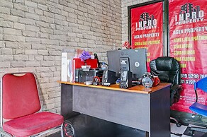 OYO 93456 Apartemen Gateway Cicadas By Inpro Ii