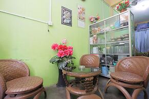 SPOT ON 93446 Penginapan Mak YesNearTaman Buluh Hang Tuah