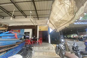 SPOT ON 93446 Penginapan Mak YesNearTaman Buluh Hang Tuah