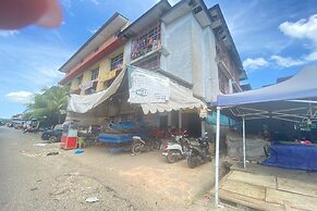 SPOT ON 93446 Penginapan Mak YesNearTaman Buluh Hang Tuah