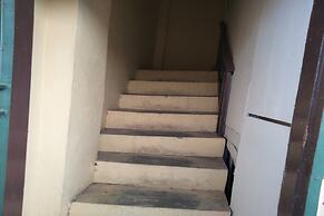 SPOT ON 93460 Lewi Family Guest House Near GBKP Bangun Mulia Km. 11