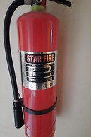 SPOT ON 93460 Lewi Family Guest House Near GBKP Bangun Mulia Km. 11