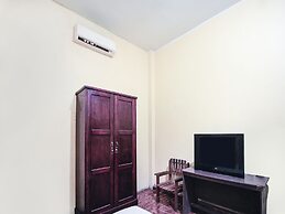 OYO 93443 Emmy Homestay Syariah