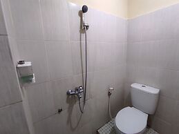 OYO 93443 Emmy Homestay Syariah