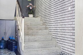 OYO 93443 Emmy Homestay Syariah