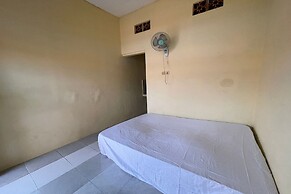 SPOT ON 93458 Legok Homestay Syariah