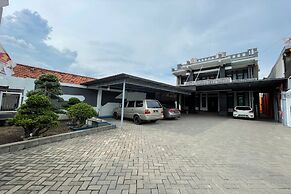 SPOT ON 93458 Legok Homestay Syariah