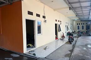 SPOT ON 93458 Legok Homestay Syariah