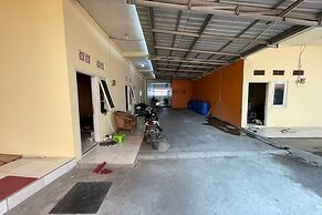 SPOT ON 93458 Legok Homestay Syariah