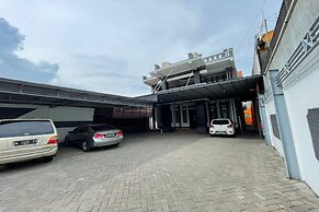 SPOT ON 93458 Legok Homestay Syariah