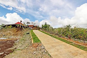 Capital O 93449 The Boekit Song Putri Resort