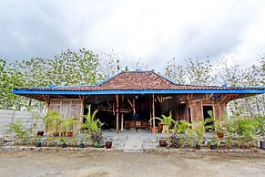 Capital O 93449 The Boekit Song Putri Resort