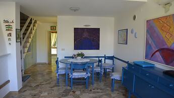 Bright Villa in Caorle, Private Garden - Beahost
