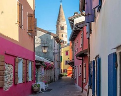 Caorle Colourful and Bright Flat - Beahost Rentals