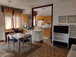 Caorle Colourful and Bright Flat - Beahost Rentals