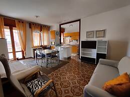 Caorle Colourful and Bright Flat - Beahost Rentals