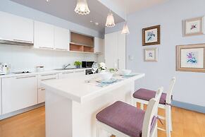 Serviced 1 Bed Panoramic Skyvillas