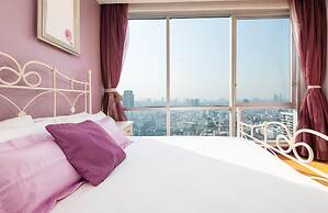 Serviced 1 Bed Panoramic Skyvillas