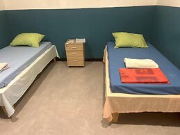 2 Beds Top Vibes Apartment Next to United Nations