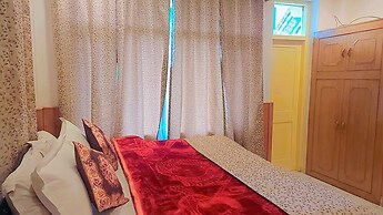 Hotel Seraj International