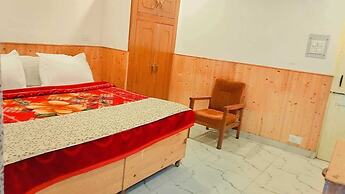 Hotel Seraj International