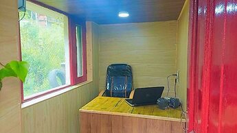 Hotel Seraj International