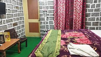 Hotel Seraj International