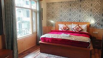 Hotel Seraj International