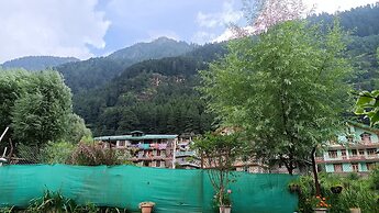 Hotel Seraj International