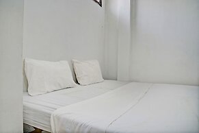 SPOT ON 93475 Garuda Homestay Syariah