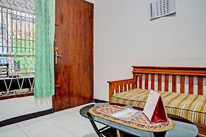 SPOT ON 93475 Garuda Homestay Syariah