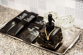 Bania Boutique House