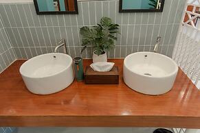 Bania Boutique House