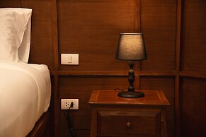 Bania Boutique House