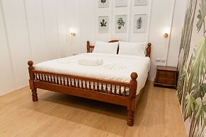 Bania Boutique House